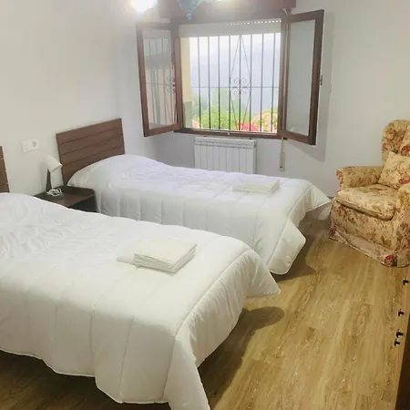 Semesterbostad El Asturcon *